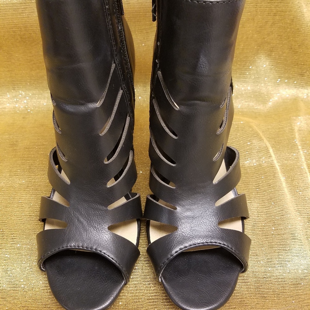 Escarpins Classiques Massini Talons Hauts Taille 8 - Couleur Tan, Neufs Sans Emballage, Style élégant